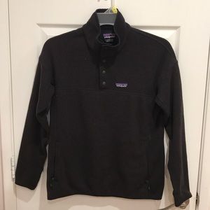 Women’s Patagonia fleece sweater
